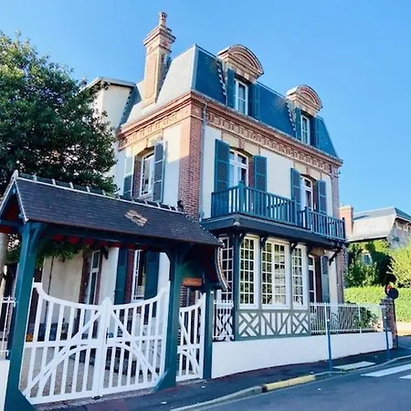 La Musarde Bed & Breakfast 3*