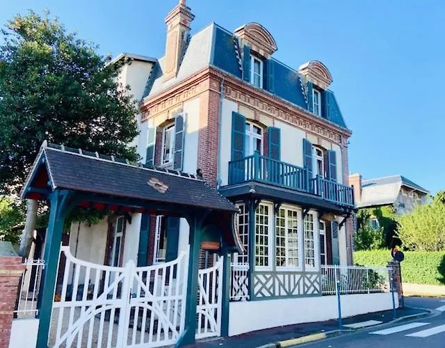 La Musarde Couette-café 3*